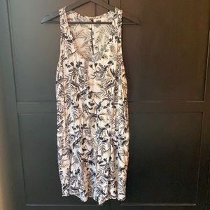 Floral Sleeveless Dress - Black and White